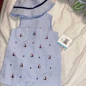 💙❤️⛵️Little me Seersucker boat set with hat⛵️ ❤️